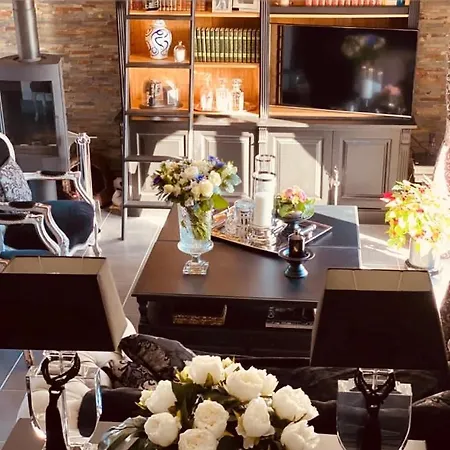 Bed & Breakfast Maolo 4*