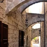 Maolo Roquebrune-sur-Argens